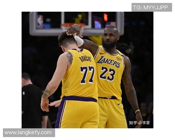 今天独行侠与火箭的激烈对决谁能笑到最后精彩赛事不容错过